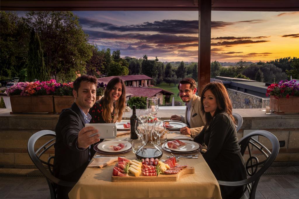 Villa Hotel Valle Del Marta Resort Tarquinia Exterior foto